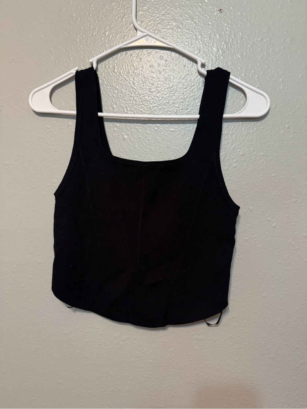 Boutique Women’s Black Square Neck Tank Crop Top